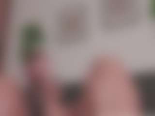 Isabela's Live Sex Cam Show