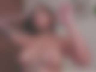 Isabela's Live Sex Cam Show