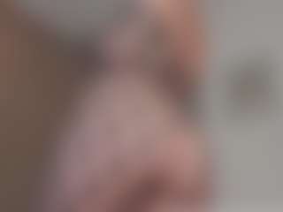 Isabela's Live Sex Cam Show
