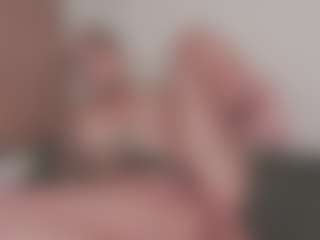 Live cam show with Isabela - Brown Eyes on Ass Tok