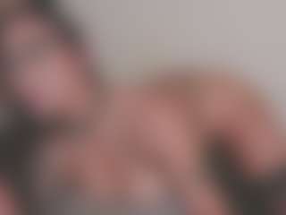 Isabela's Live Sex Cam Show