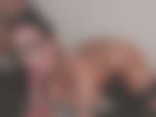 Live cam show with Isabela - Public Lovense on CamSextacy