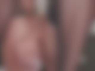 Live cam show with Isabela - Dildo Brown Hair on SpunkLive
