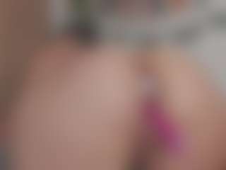 Isabela's Live Sex Cam Show