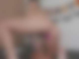 Isabela's Live Sex Cam Show