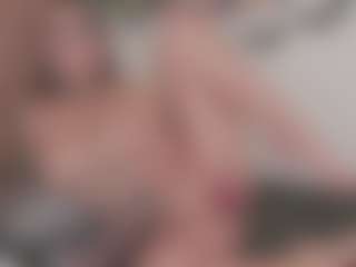 Isabela's Live Sex Cam Show