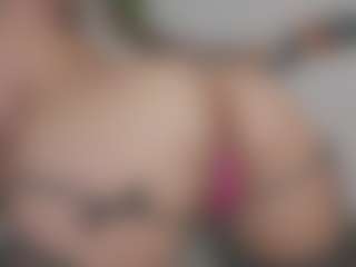 Isabela's Live Sex Cam Show
