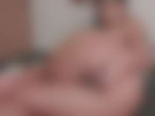 Isabela's Live Sex Cam Show