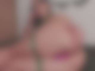 Isabela's Live Sex Cam Show
