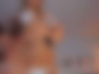 Live cam show with MARIA - Big Ass Big Tits on intimatelivegirls.com