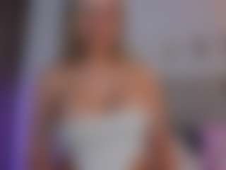Live cam show with MARIA - New Bedroom on madthumbs