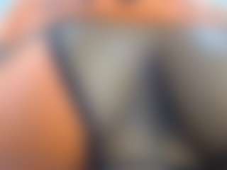 kimaralion MILF webcam performer live streaming