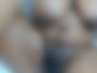 Live cam show with kimaralion - Ebony on SpankPalCams