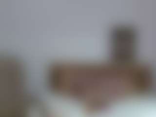 Live cam show with kimaralion - Ebony MILF on CamSextacy