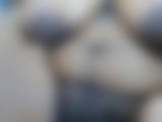 Live cam show with kimaralion - Ebony MILF on LiveSexCams6