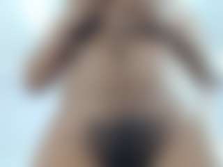 Live cam show with kimaralion - Ebony MILF on madthumbs