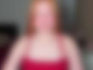 Live cam show with LaylaxCute - MILF on livesuperchat.net
