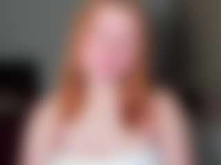 Live cam show with LaylaxCute - Bedroom Red Hair on milfzrlive.com