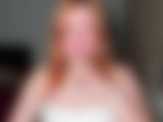 Live cam show with LaylaxCute - College MILF on nudelive.tv
