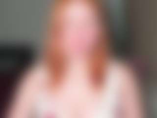 Live cam show with LaylaxCute - College MILF on madthumbs