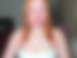 LaylaxCute's Live Sex Cam Show