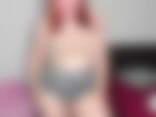 Live cam show with LaylaxCute - Red Hair on camwithhim.com