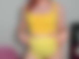 Live cam show with LaylaxCute - Dom on Camsoda