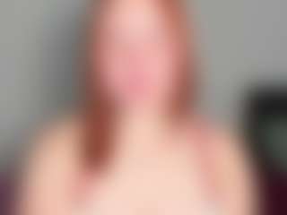 Live cam show with LaylaxCute - Red Hair on livesuperchat.net
