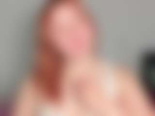 LaylaxCute's Live Sex Cam Show