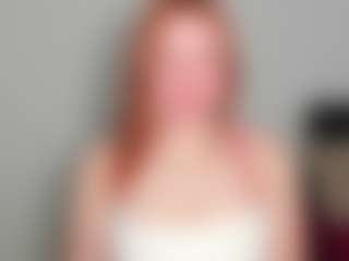 LaylaxCute's Live Sex Cam Show