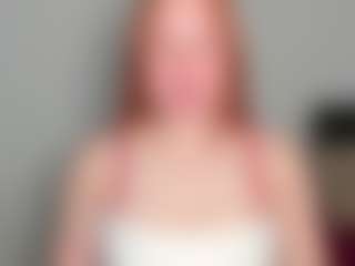 LaylaxCute's Live Sex Cam Show