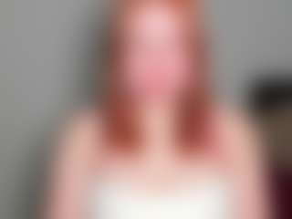 LaylaxCute's Live Sex Cam Show