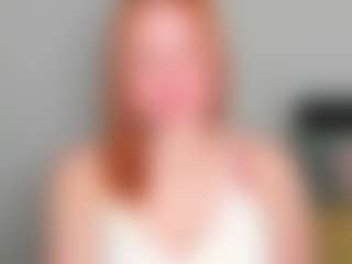 LaylaxCute's Live Sex Cam Show