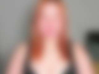 Live cam show with LaylaxCute - Red Hair on Camsoda