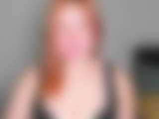 Live cam show with LaylaxCute - Red Hair MILF on Camsoda