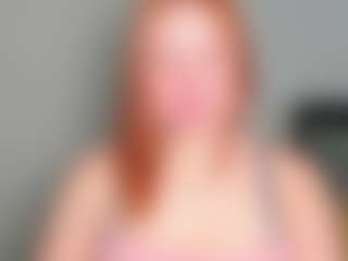 Live cam show with LaylaxCute - Living Room on madthumbs