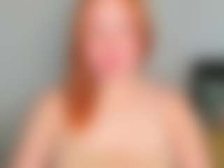 Live cam show with LaylaxCute - Red Hair MILF on Nude Live Now