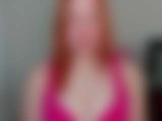 Live cam show with LaylaxCute - Red Hair on Hubzter Live