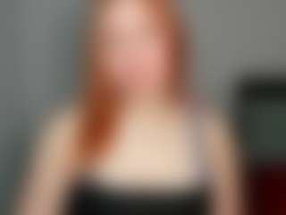 Live cam show with LaylaxCute - Red Hair MILF on Camsoda