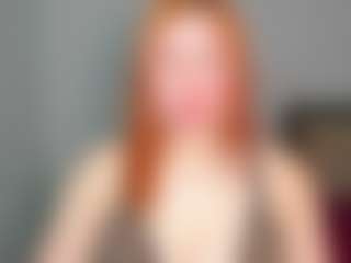 Live cam show with LaylaxCute - Red Hair MILF on camwithhim.com