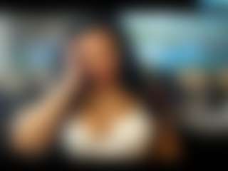 Live cam show with MoistMady - Athletic on Camming Site