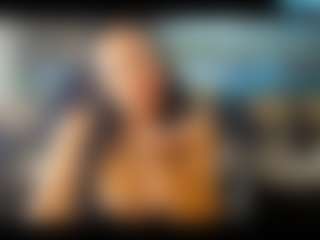 MoistMady MILF webcam performer live streaming
