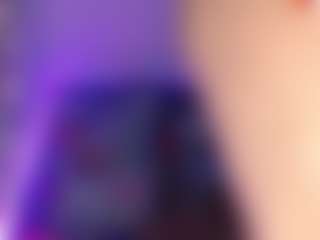 Live cam show with andromeeda - Twerk on Milf Play