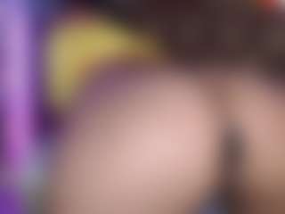 Live cam show with andromeeda - Normal on Streamer API