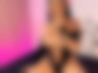 Latin-nata's Live Sex Cam Show