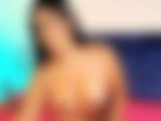 Latin-nata's Live Sex Cam Show