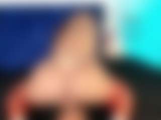 Latin-nata's Live Sex Cam Show