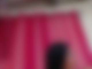 Live cam show with RominaFiore - Brown Eyes on ObeyMaria