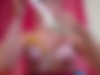 Live cam show with RominaFiore - Bedroom on CamSodaAdn