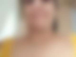 emmaxlina's Live Sex Cam Show